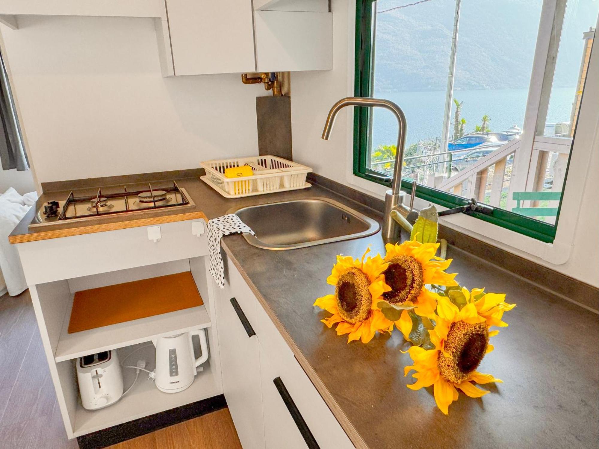 Lakeview Cannobio Camping & Resort エクステリア 写真